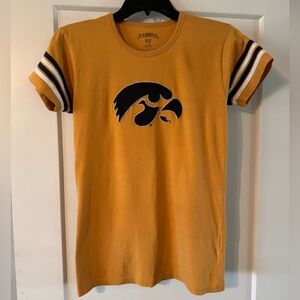 47 Brand Women’s Iowa Hawkeyes T-shirt
